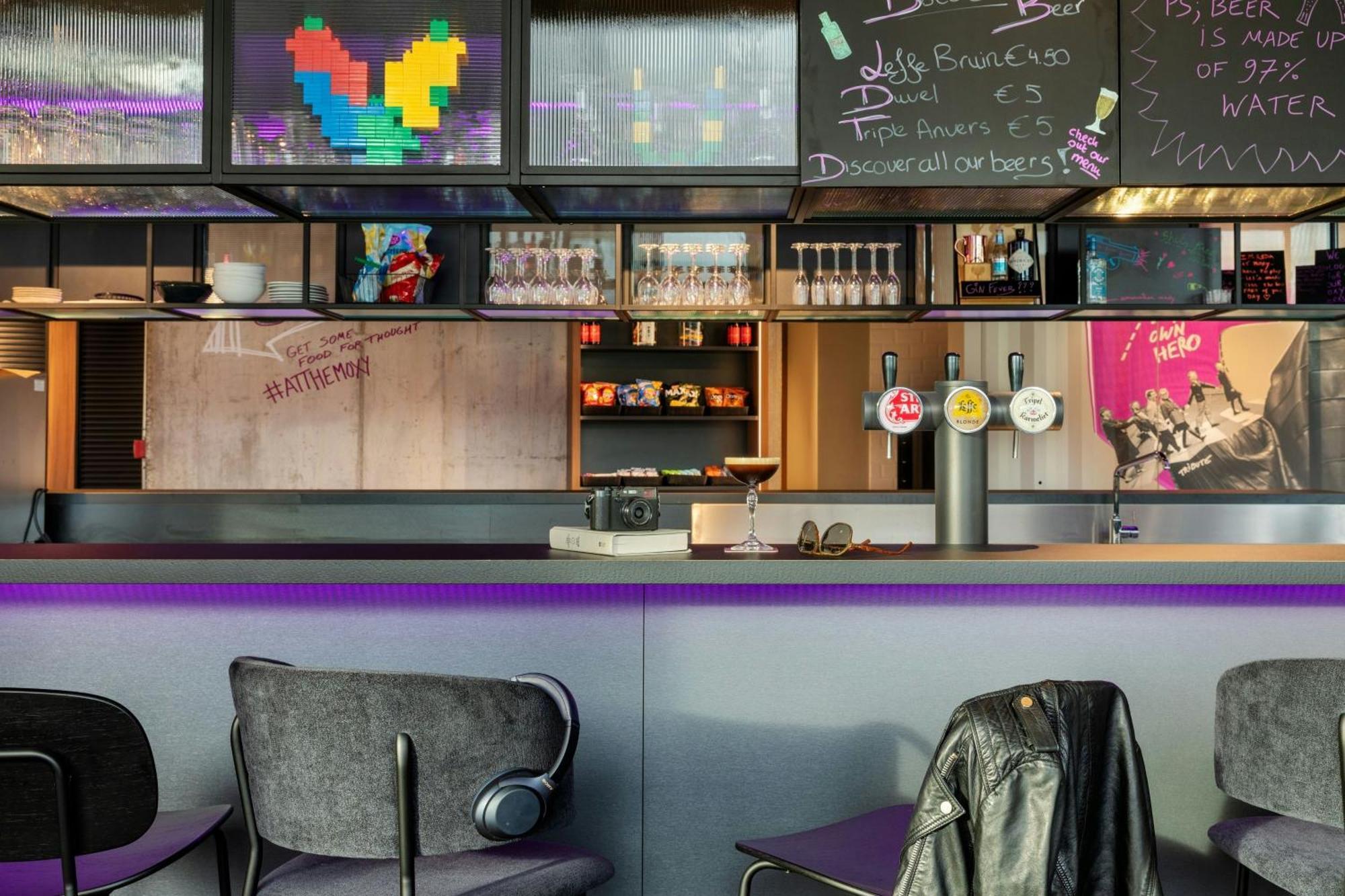 Moxy Antwerp Hotel Kültér fotó
