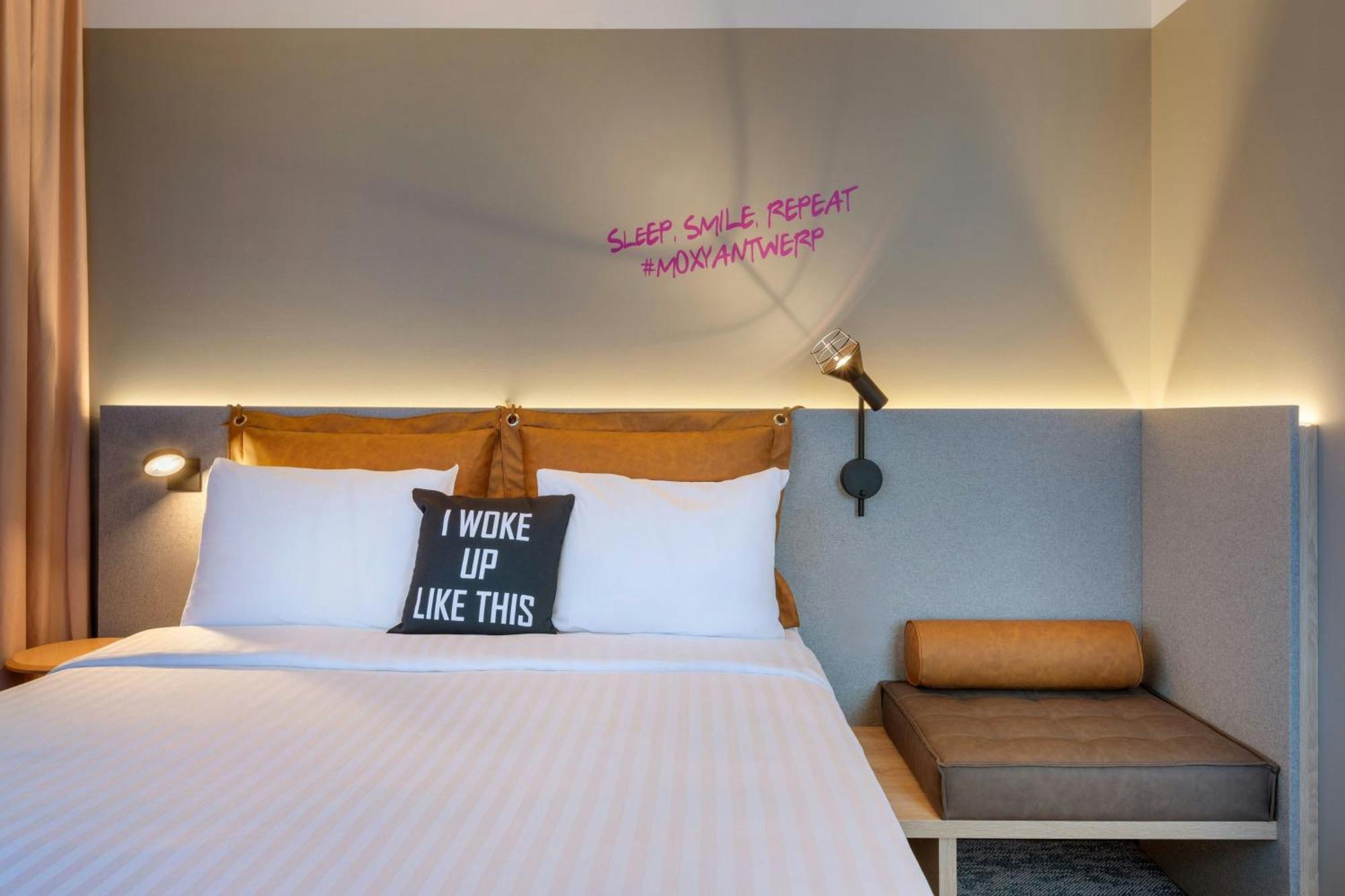 Moxy Antwerp Hotel Kültér fotó