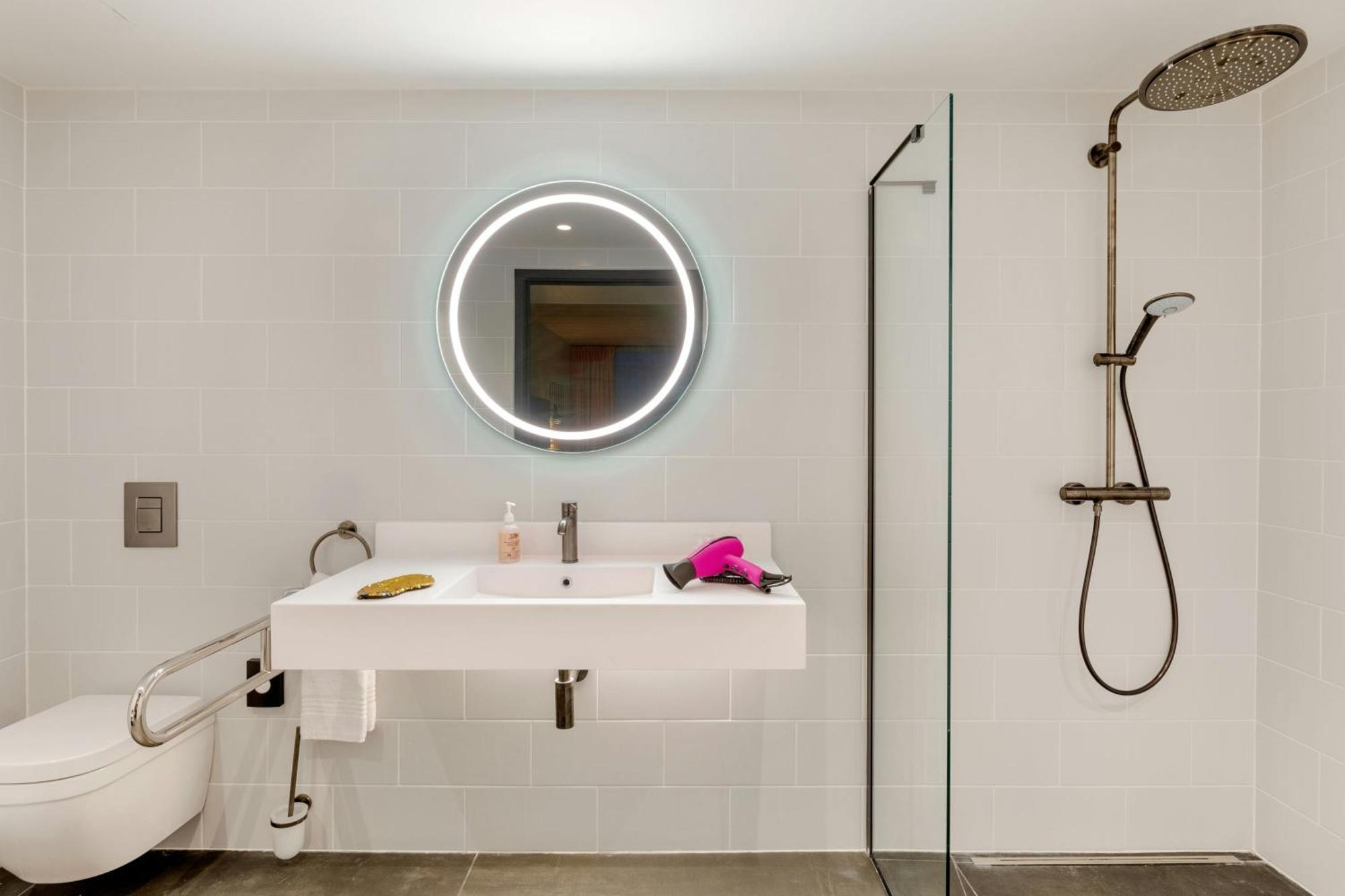 Moxy Antwerp Hotel Kültér fotó