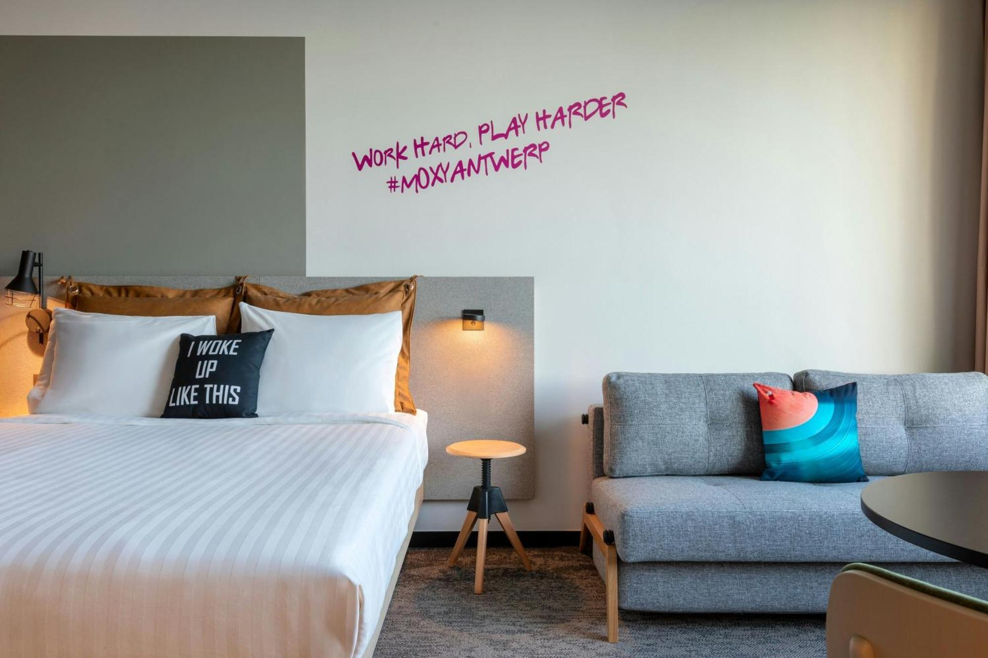 Moxy Antwerp Hotel Kültér fotó