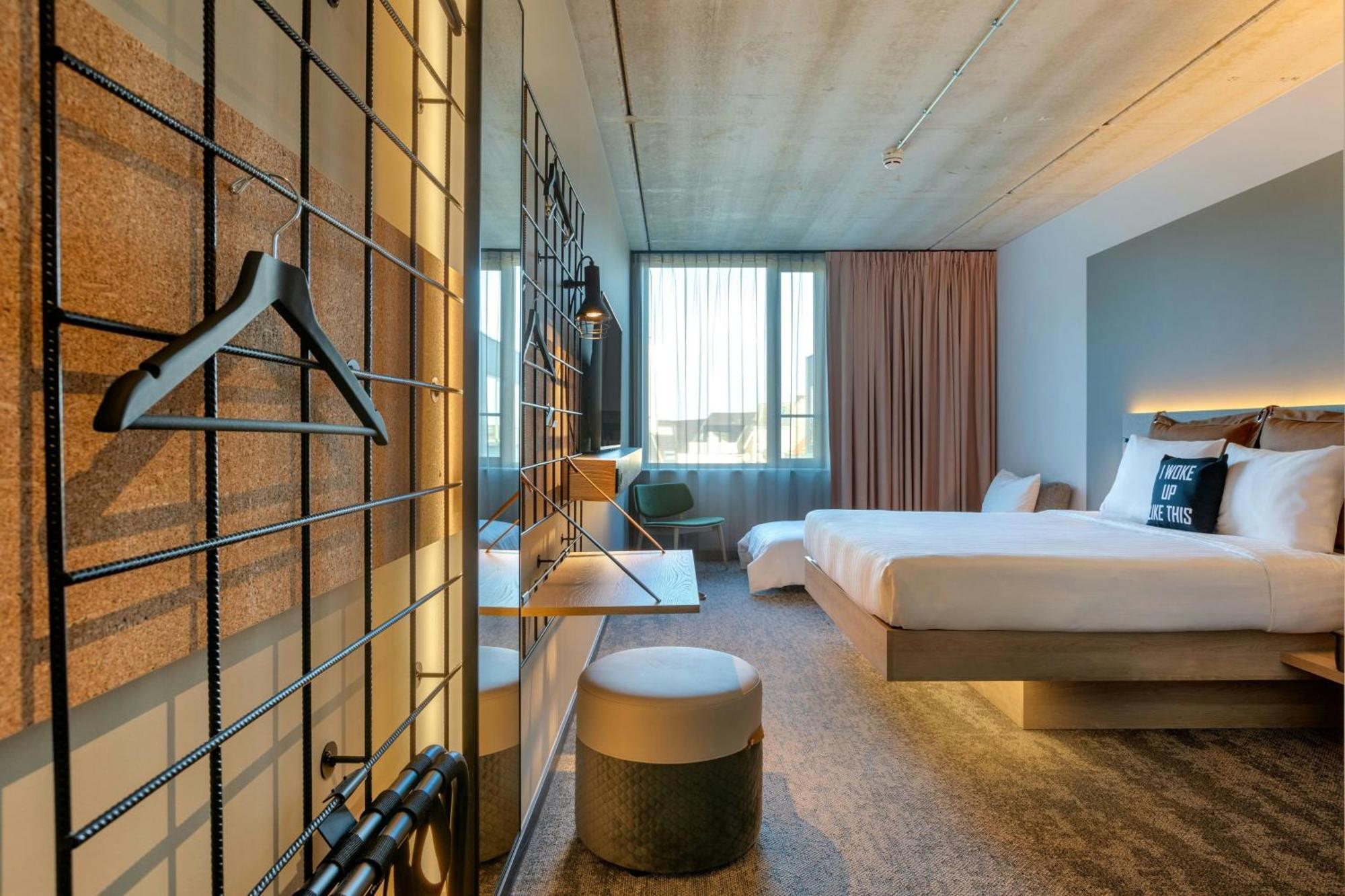 Moxy Antwerp Hotel Kültér fotó