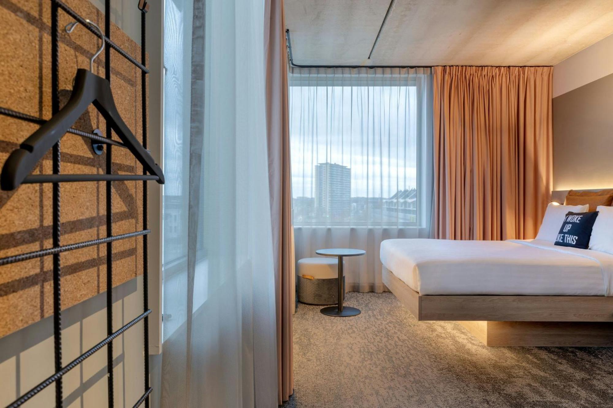 Moxy Antwerp Hotel Kültér fotó