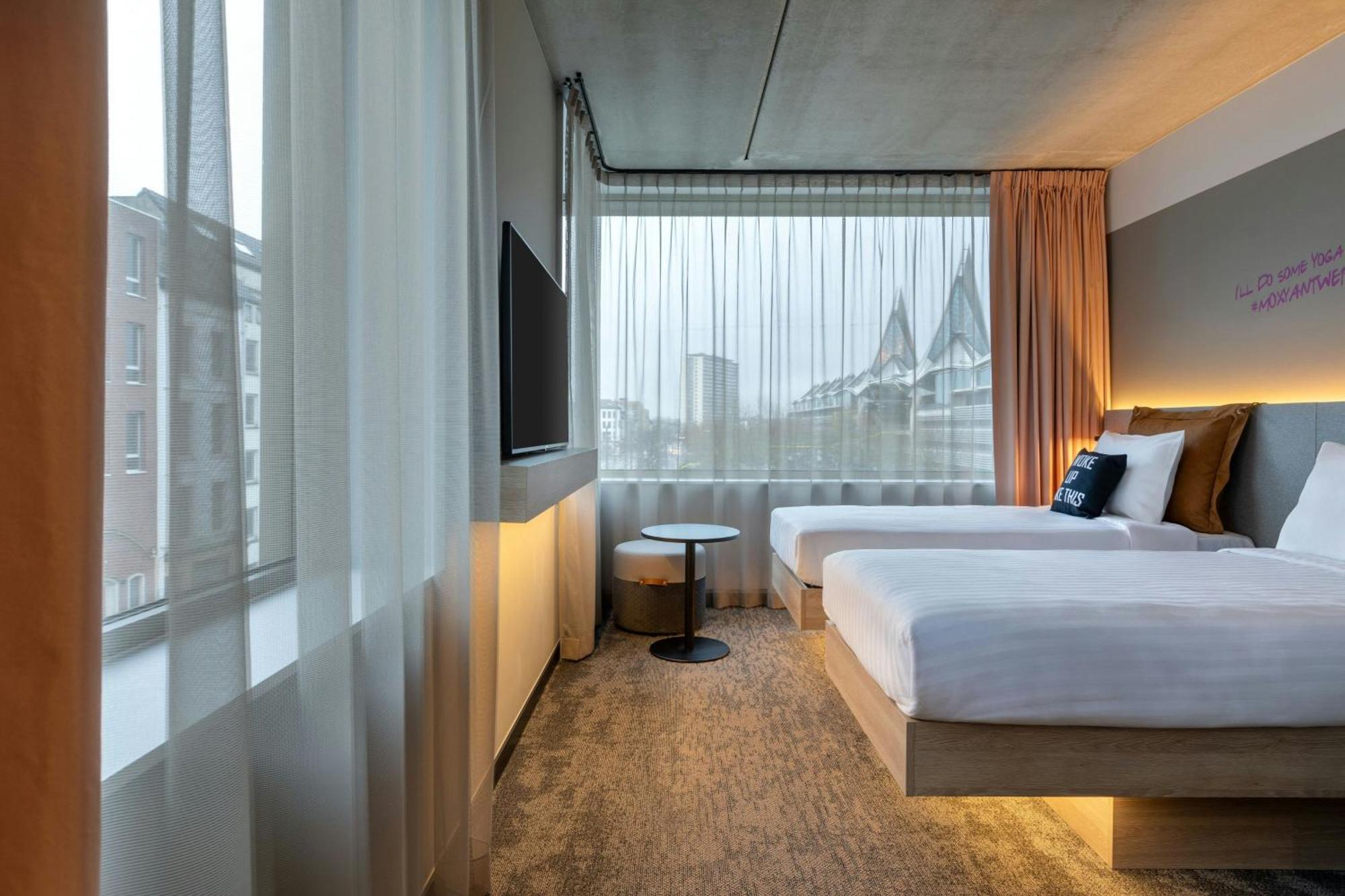 Moxy Antwerp Hotel Kültér fotó
