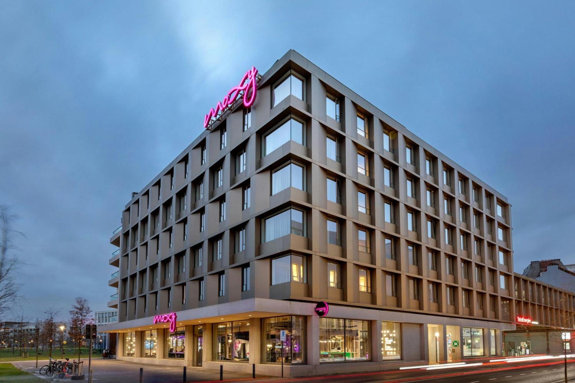 Moxy Antwerp Hotel Kültér fotó